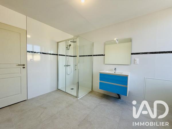 Location maison 4 pièces 90 m² Levergies