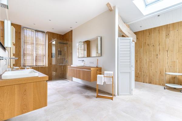 Vente Château Bordeaux 17 Pièces 900 m²