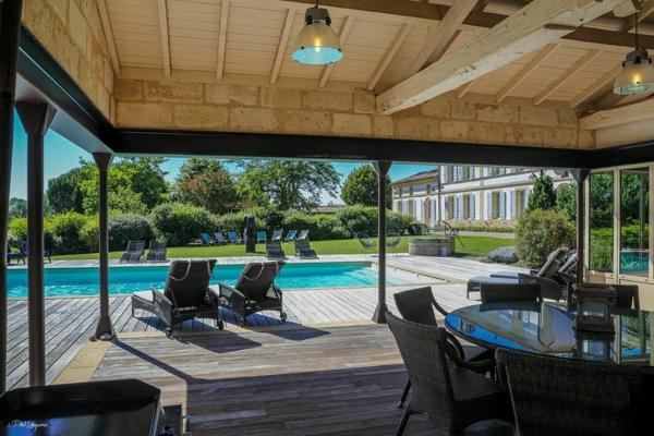 Vente Château Bordeaux 17 Pièces 900 m²