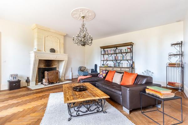 Vente Château Bordeaux 17 Pièces 900 m²