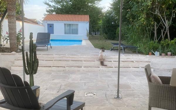 Maison à vendre    6 pièces •  Niort