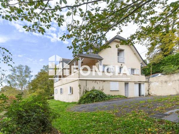 À vendre Maison 9 pièces 341.77 m² - Bartrès 65100