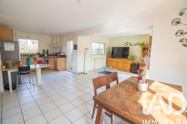 Maison à vendre 6 pièces 109,21 m² Orgères