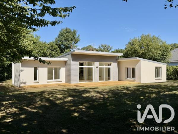 Maison à vendre 5 pièces 114 m² Saint-Sauveur-Villages