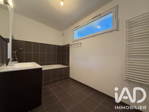 Maison à vendre 5 pièces 114 m² Saint-Sauveur-Villages