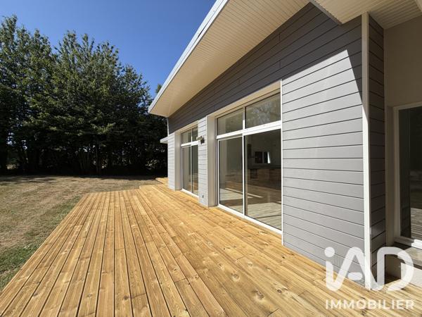 Maison à vendre 5 pièces 114 m² Saint-Sauveur-Villages