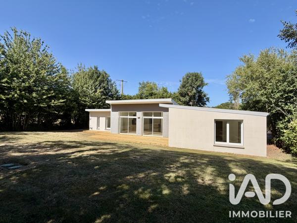 Maison à vendre 5 pièces 114 m² Saint-Sauveur-Villages