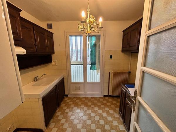 Appartement Marseille TYPE  3 /4  de 70 m2+cave