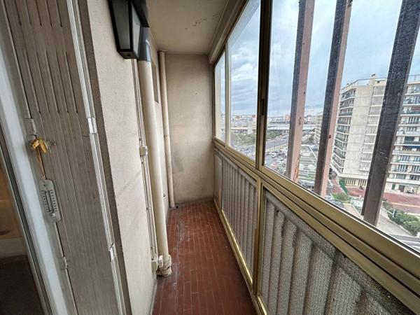 Appartement Marseille TYPE  3 /4  de 70 m2+cave