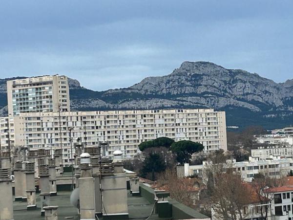 Appartement Marseille TYPE  3 /4  de 70 m2+cave