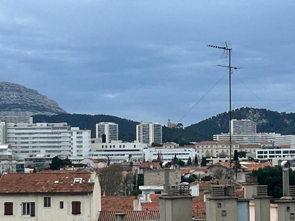 Appartement Marseille TYPE  3 /4  de 70 m2+cave