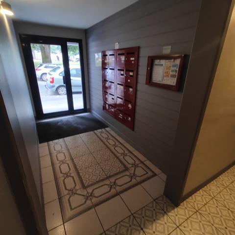Appartement
                                                                                                                                                                                                                                                                                                                        2 pièce(s)                                                                                                                                                                                                          1 chambre(s)                                                                                                                                                                                                          34.11  m²