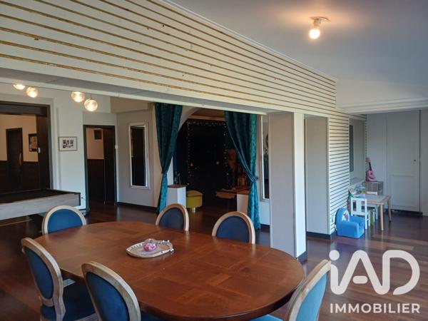 Maison à vendre 8 pièces 160 m² Saint-Amand-les-Eaux