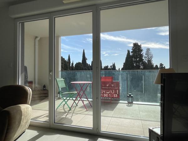 Appartement T3 récent en étage à Montpellier quartier Saint Lazare - Confort, Commodités et Vue Dégagée