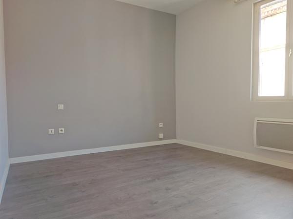 Maison à vendre 76 000 € Graulhet 3 p 49 m² DPE E