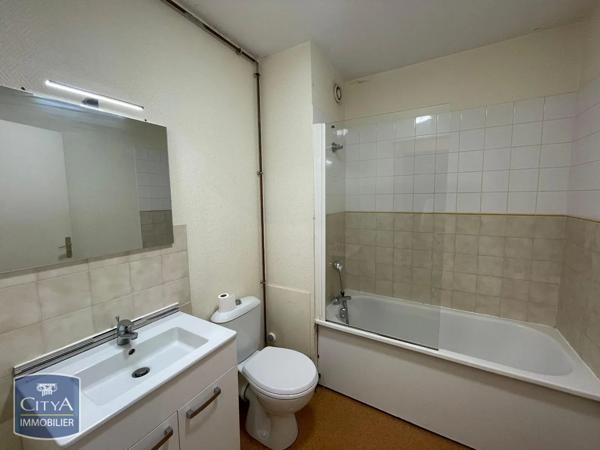 Appartement à louer 1 pièce 32.05m² Le Mans (72000)