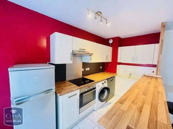Appartement à louer 2 pièces 45.37m² Tours (37200)