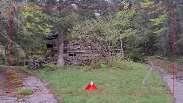 Cabane de Chasseur  sur la commune Mouthe