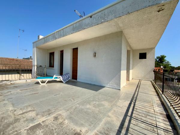 Maison centre Montendre.