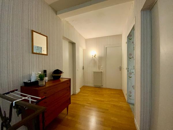 Maison centre Montendre.