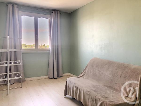 Appartement F3 à vendre  4 pièces - 76,80 m 2   ST JULIEN LES VILLAS  - 10