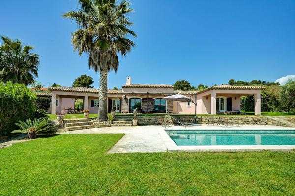 Vente Maison de luxe La Cadière-d'Azur 6 Pièces 171 m²