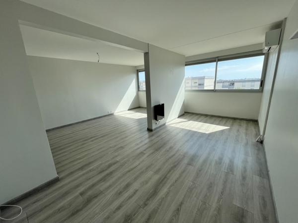 Appartement à louer 1 060 € CC Balaruc-les-Bains 4 p 88 m² DPE B