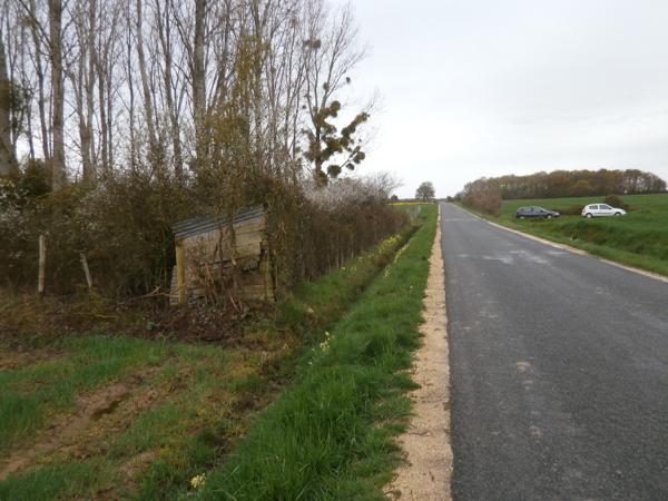 TERRAIN LIBRE POUR GARDE D'ANIMEAUX OU LOISIRS A VOIR... Saint-Georges-sur-la-Prée (18100)