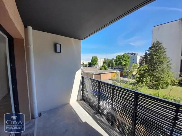 Appartement à louer 2 pièces 41m² Melun (77000)