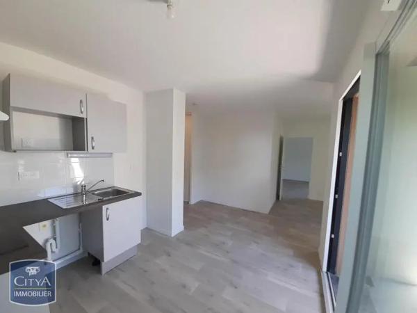 Appartement à louer 2 pièces 41m² Melun (77000)