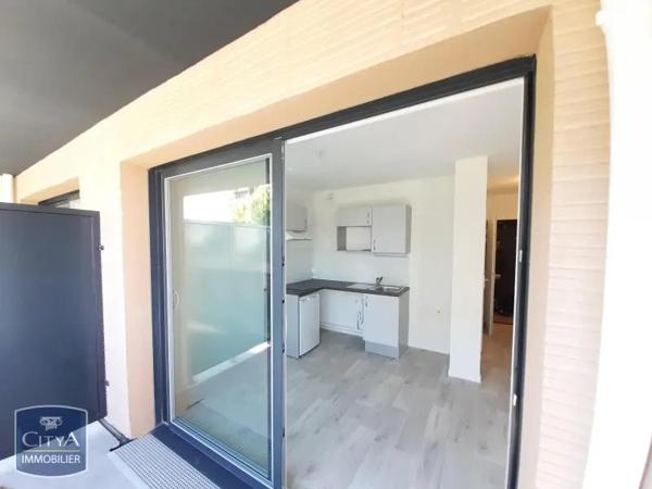 Appartement à louer 2 pièces 41m² Melun (77000)