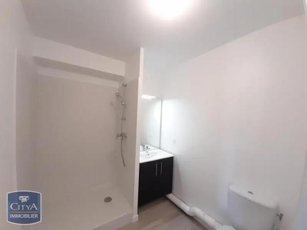 Appartement à louer 2 pièces 41m² Melun (77000)