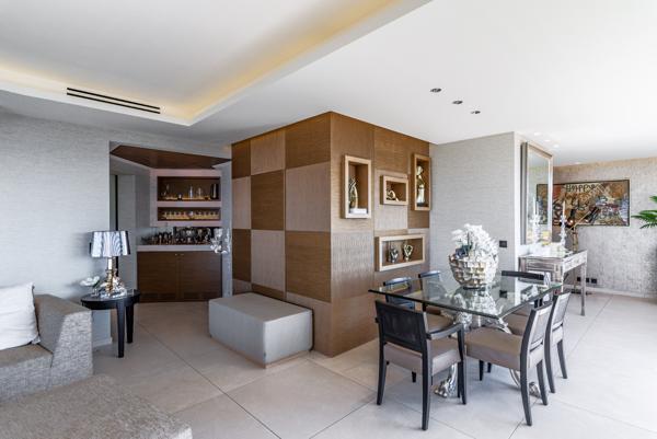 Croisette : Rare et exceptionnel penthouse avec extraordinaire terrasse et vue + joli studio de 53 M2