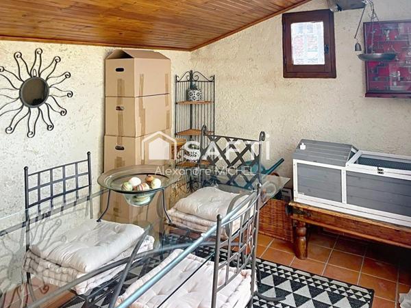 Maison de village avec studio indépendant