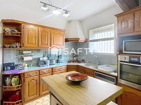 Maison de village avec studio indépendant