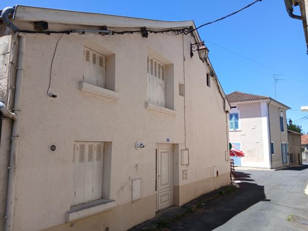 À vendre - Immeuble 174 m² situé à Périgueux (24000)