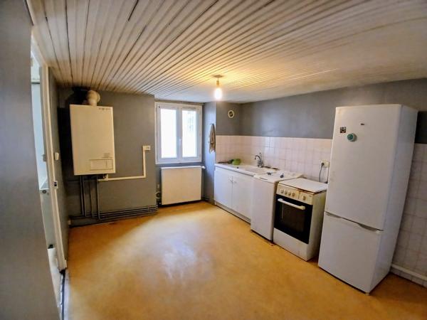 À vendre - Immeuble 174 m² situé à Périgueux (24000)