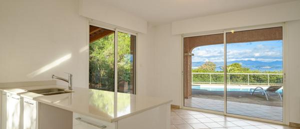 Vente Villa de luxe Pietrosella 6 Pièces 165 m²