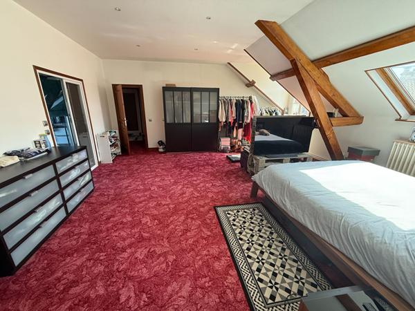 Maison 8 pièces 220 m2
