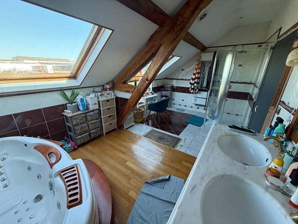 Maison 8 pièces 220 m2