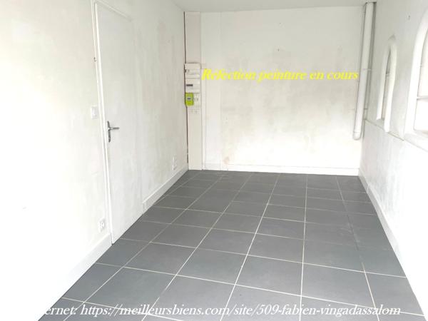 A SAISIR!!! LOCAL COMMERCIAL A PLUS DE 10% DE RENDEMENT!