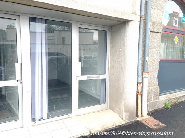 A SAISIR!!! LOCAL COMMERCIAL A PLUS DE 10% DE RENDEMENT!