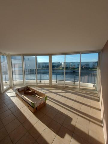 spacieux T3 avec véranda, balcons, double garage la Rochelle quartier Les Minimes