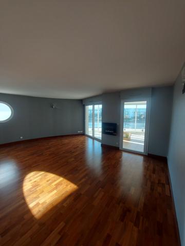 spacieux T3 avec véranda, balcons, double garage la Rochelle quartier Les Minimes