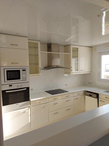 spacieux T3 avec véranda, balcons, double garage la Rochelle quartier Les Minimes
