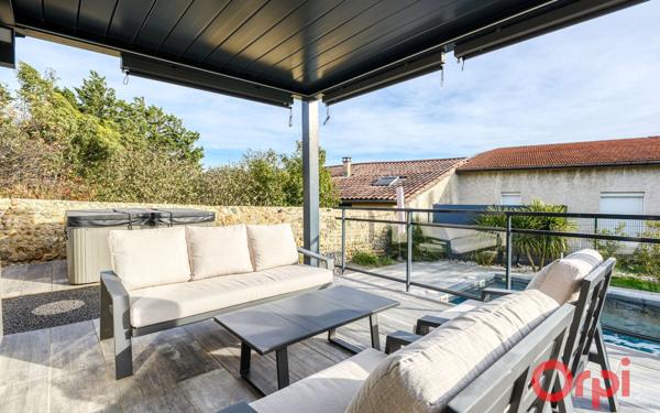 Maison à vendre    5 pièces •  Charly