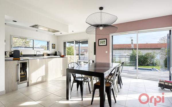 Maison à vendre    5 pièces •  Charly