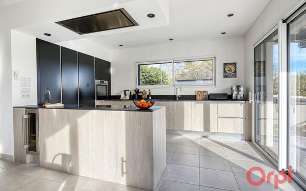 Maison à vendre    5 pièces •  Charly