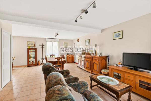 Contemporaine aux portes de Lamballe Rare à la vente ! Vivable de plain pied, proche des commodités et de la gare