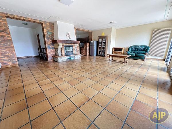 Vente maison Le May Sur Evre : 159 000 € - AJP Immobilier Saint-Macaire-en-Mauges